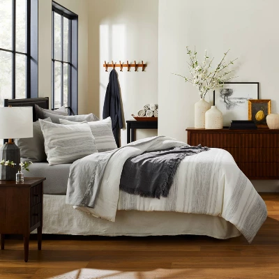 3pc Heathered Stripe Comforter Bedding Set - Hearth & Hand™ With Magnolia 5 3pc Heathered Stripe Comforter Bedding Set - Hearth & Hand™ With Magnolia - Image 3